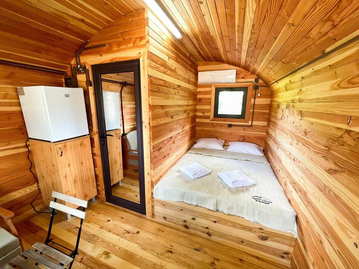 Карамановите Къщи Aprilzi Exterior foto